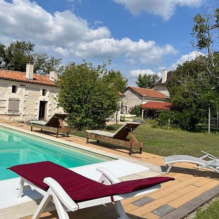 Maison Périgord vert piscine et spa La Roche-Chalais Extérieur photo