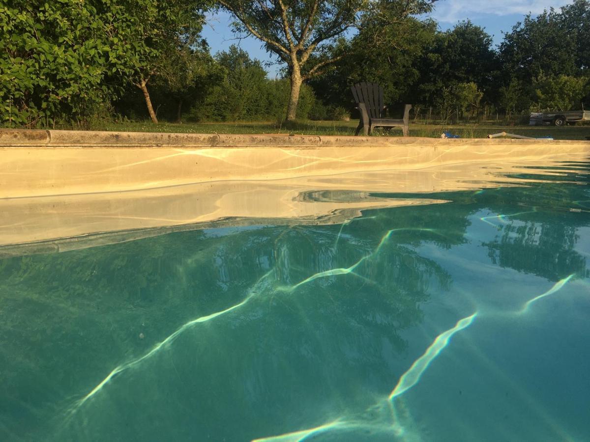 Maison Périgord vert piscine et spa La Roche-Chalais Extérieur photo